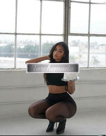 Girl Bocca provocante  Reggio Emilia