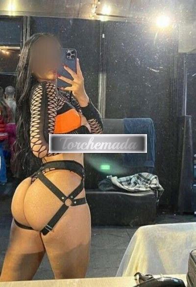 Girl Felina Amabile  Messina