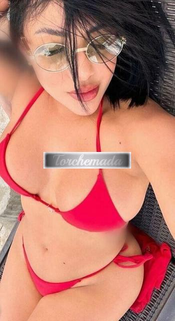 Girl Strepitosa Femmina  Catania