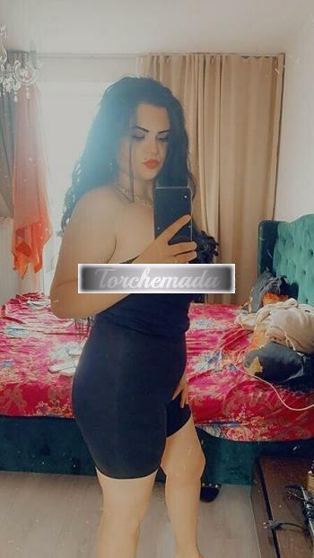 Girl Strepitosa Bambola  Catania