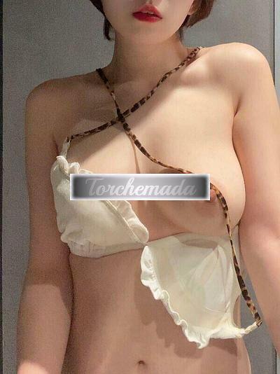 Girl Felina Amabile  Siena