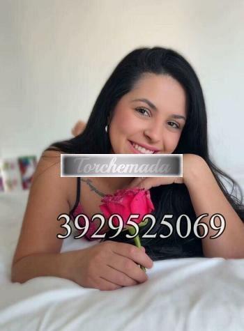 Girl Bellissima Coinvolgente  Bari