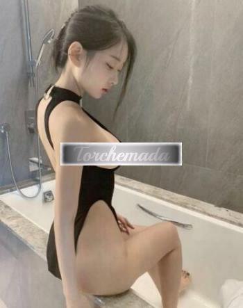 Girl Felina Esibizionista  Torino