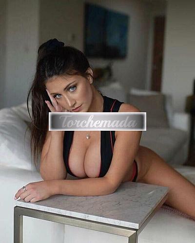 Girl Evelyn  Pescara