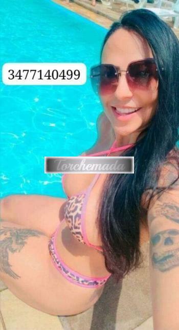 Girl Sexy Esibizionista  Crotone