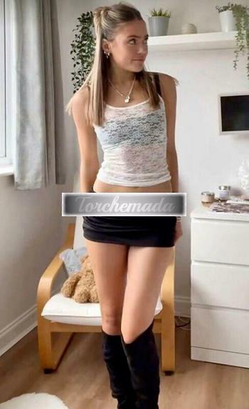 Girl Qui avrai l'imbarazzo della scelta  Pavia