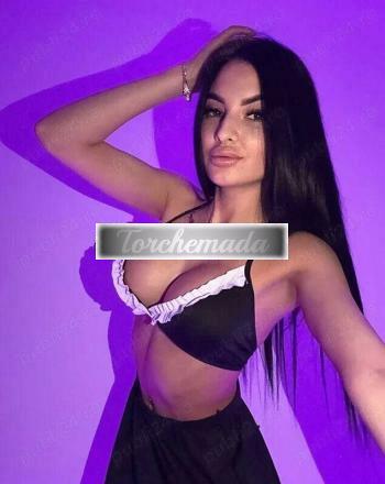 Girl Spettacolare Femmina  Lodi