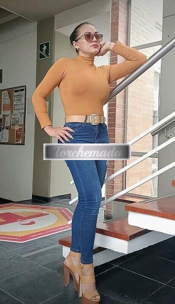 Girl Spettacolare Bambola  Catania