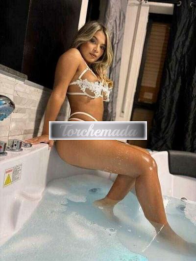 Girl Felina Coinvolgente  Catania