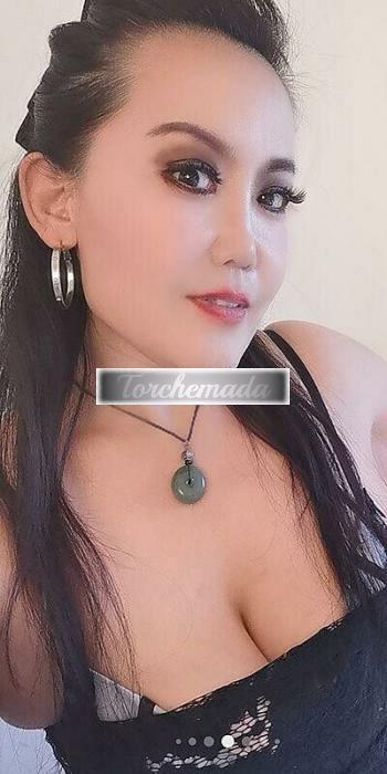 Girl Luna  Ferrara
