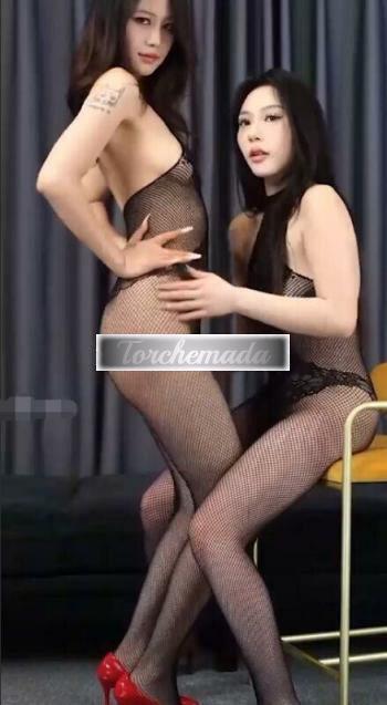 Girl La troia orientale che cerchi sono io  Genova