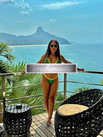 Merda Appena tornata dal Brasile per godere   Lucca