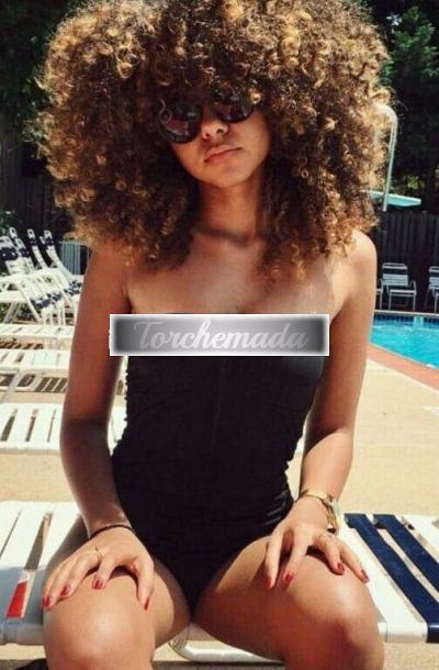 Girl Esplosiva Esibizionista  Napoli