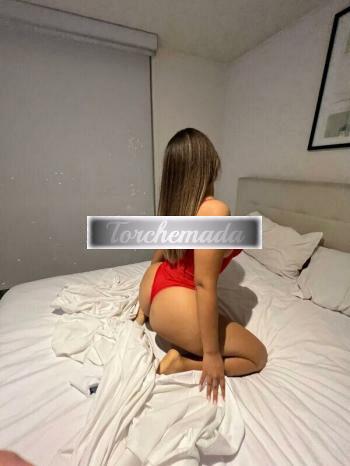 Girl Esplosiva Ragazza  Lucca