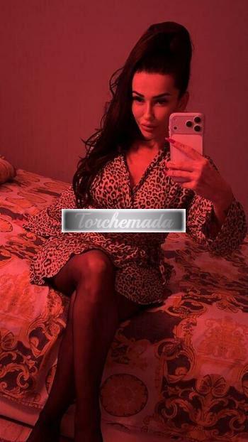 Girl Esplosiva Ragazza  Teramo