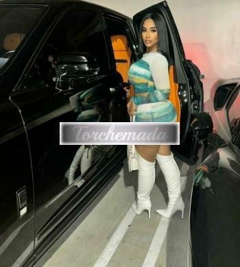 Girl Isabel Regina  Crotone