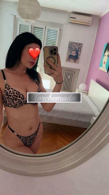 Girl Esplosiva Bambola  Bari