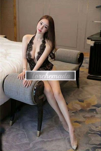 Girl Vogliosa Ragazza  Prato