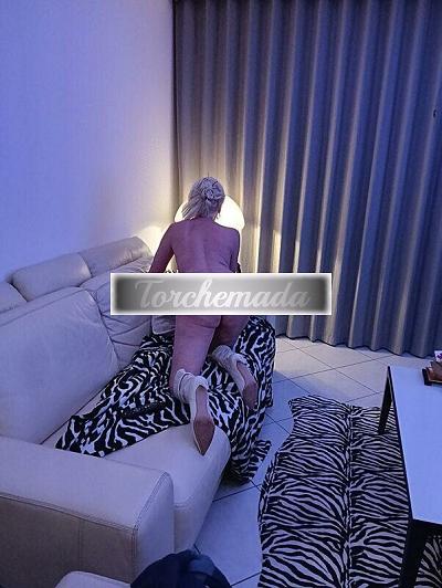 Girl Esplosiva Attrice  Teramo