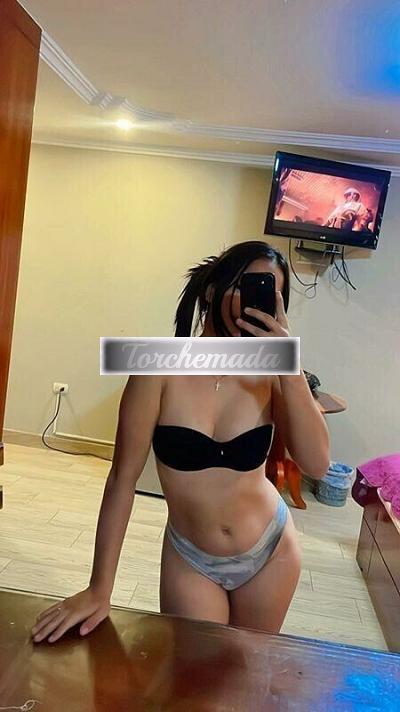 Girl Bomba sexy ti aspetta  Imperia