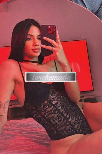 Girl Di passaggio a Cuneo  Cuneo