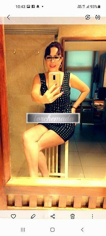 Girl Esplosiva Femmina  Roma