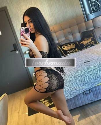 Girl Felina Studentessa  Lucca