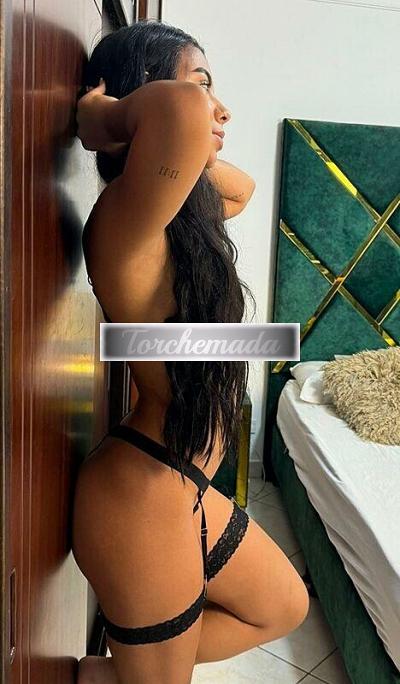 Girl Felina Coinvolgente  Lecce