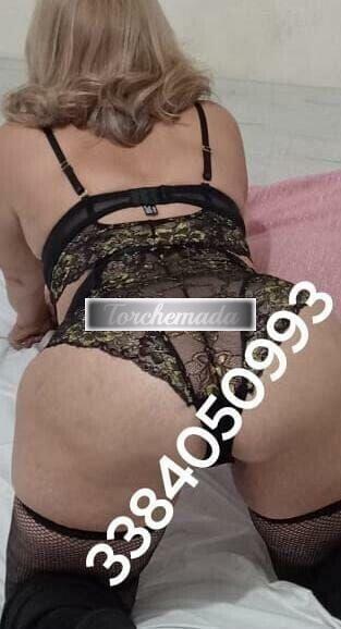 Girl Manuela  Ancona