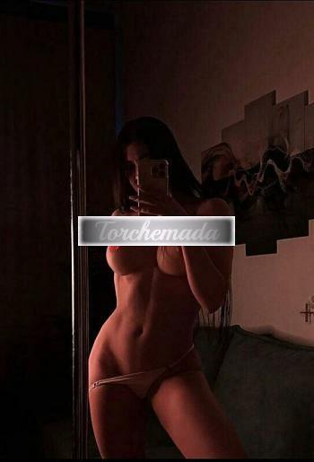 Girl Bellissima Femmina  Udine