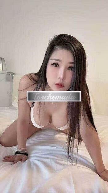 Girl Strepitosa Ragazza  Torino