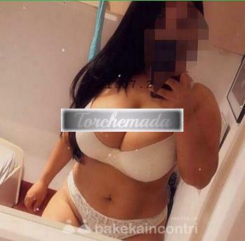 Girl Femmina tentatrice  Brindisi