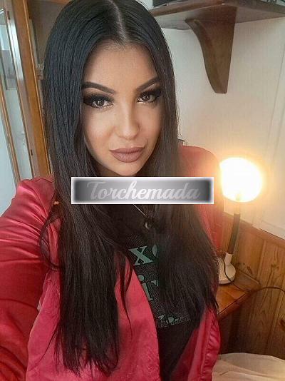 Girl Bellissima Bambola  Bolzano