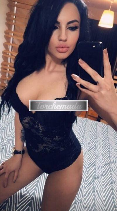 Girl Strepitosa Bambola  Genova