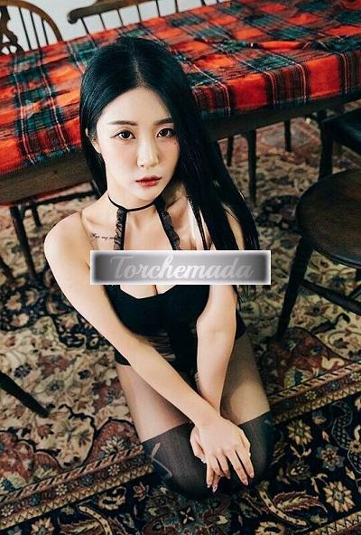 Girl Calda Coinvolgente  Arezzo