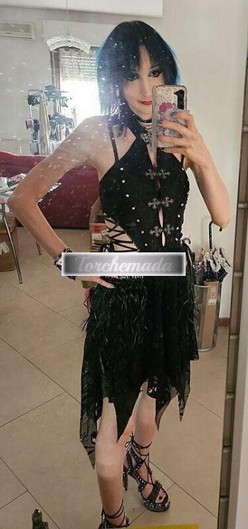 Girl Ragazza particolare...  Mantova