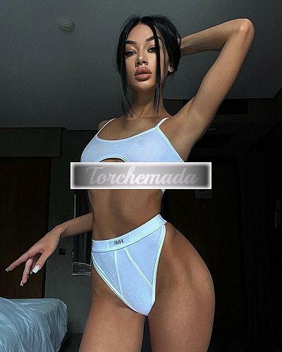 Girl Trasgressiva Ragazza  Bergamo