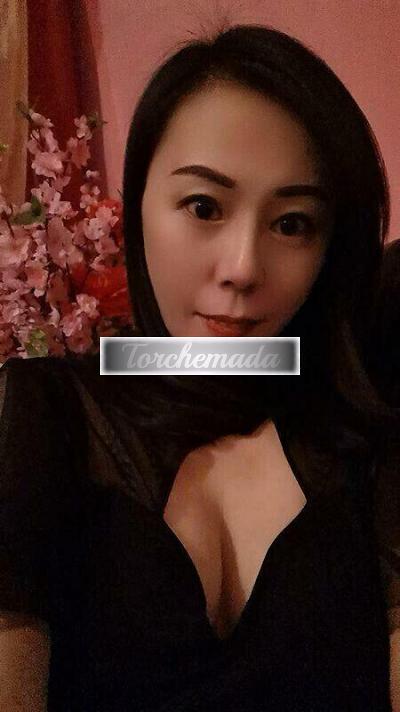 Girl Monella orientale puttana  Monza