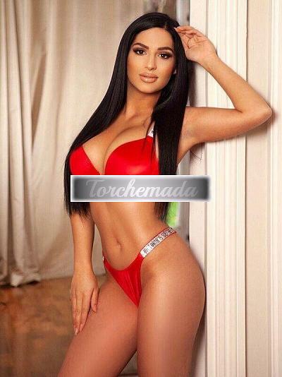 Girl Bellissima Bambola  Bolzano