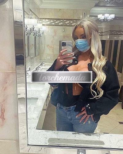 Girl Felina Esibizionista  Lecce