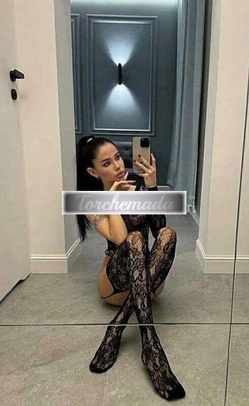 Girl Calda Femmina  Brescia