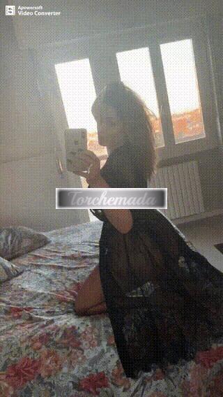 Girl Esplosiva Femmina  Novara