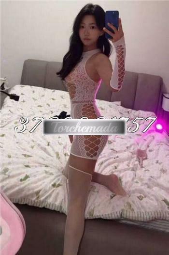 Girl Splendida ragazza asiatica  Cagliari