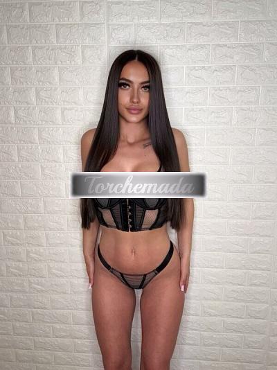 Girl Trasgressiva Studentessa  La Spezia