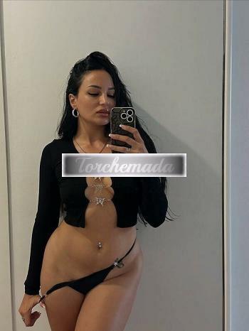 Girl Strepitosa Esibizionista  Monza