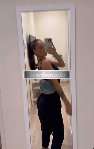 Girl Bellezza incantevole  Genova