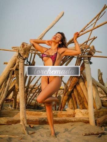 Girl Strepitosa Ragazza  Napoli