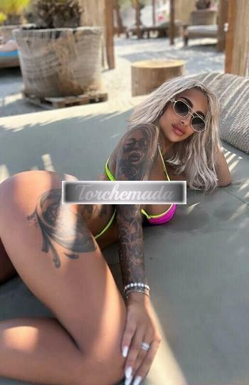 Girl Bellissima Sirena  Pisa