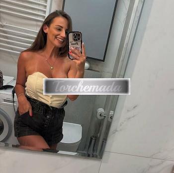 Girl Trasgressiva Amabile  Bologna