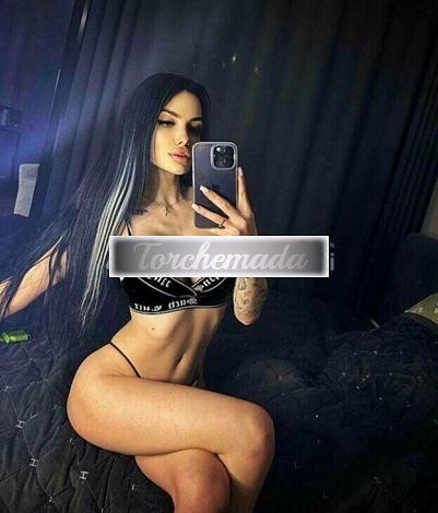 Girl Felina Maestra  Verona